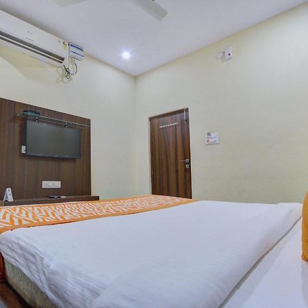 โอโย 7627 รอยัล พลาซา Hotel ไฮเดอราบัด ภายนอก รูปภาพ