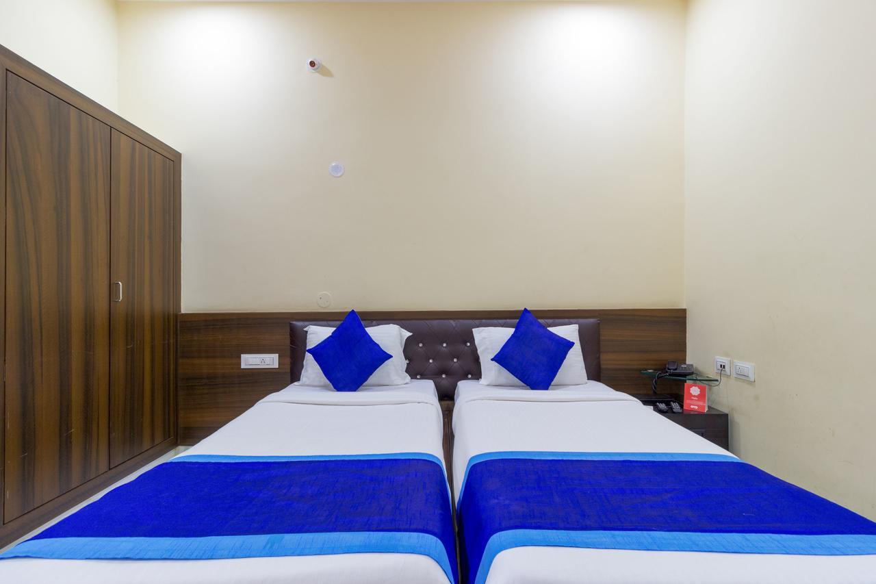 โอโย 7627 รอยัล พลาซา Hotel ไฮเดอราบัด ภายนอก รูปภาพ